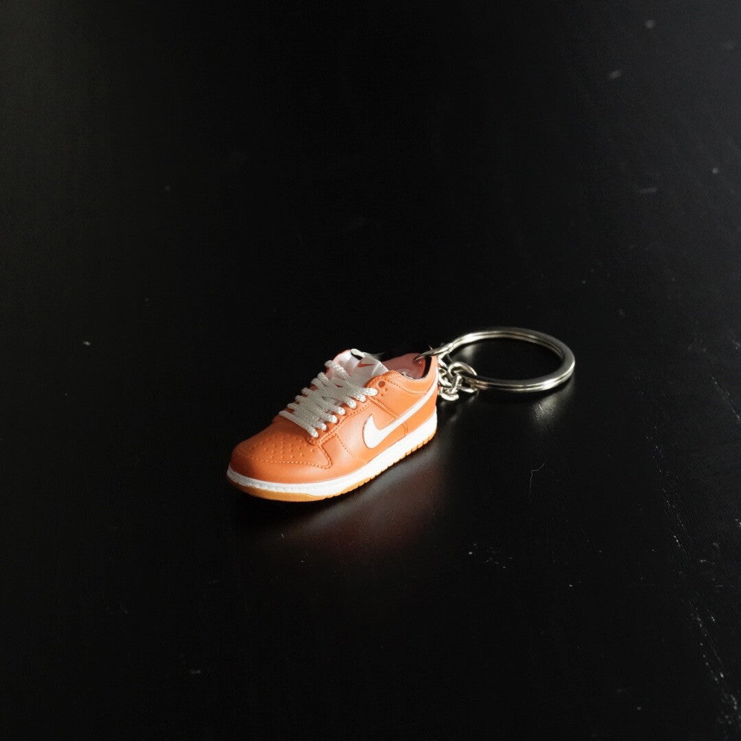 Keychain SB Dunk Low Pro Dark Russet